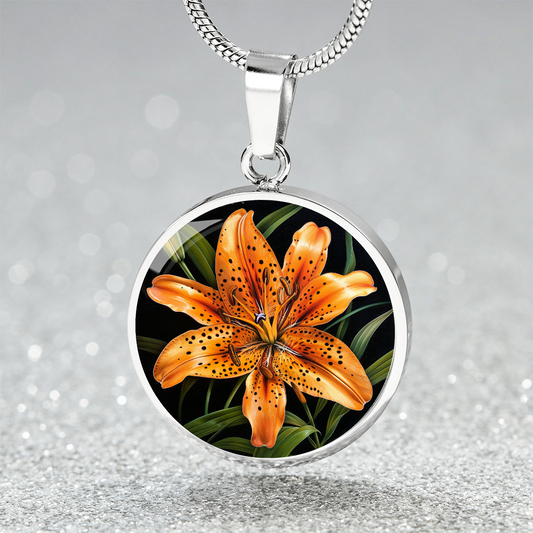 The Tiger Lily Circle Pendant Necklace